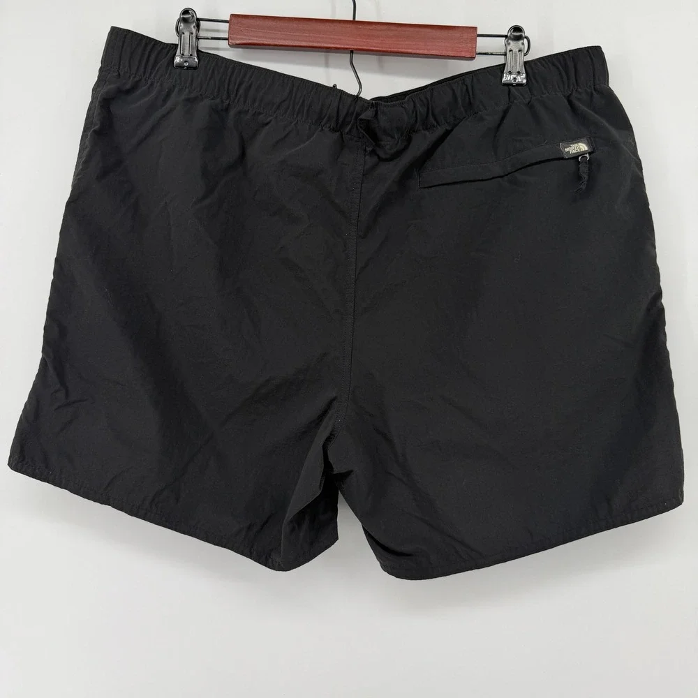 The North Face Belted Nylon Shorts Mens Large Black Hiking Gorpcore 6 Inseam